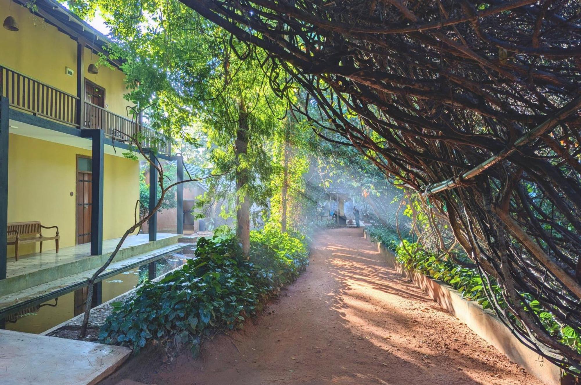 Pinthaliya Resort 시기리야 외부 사진